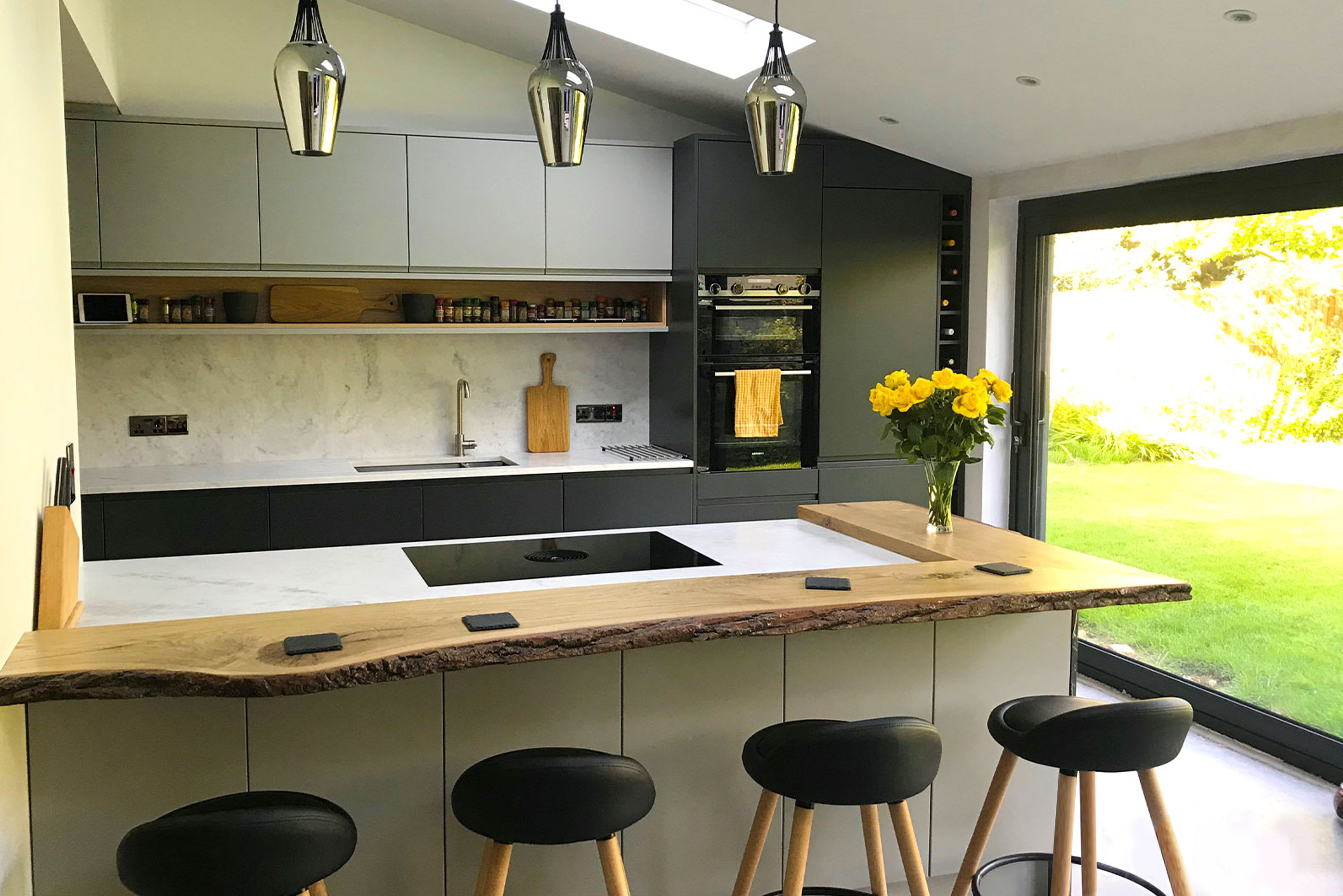 Kitchen Breakfast Counter – Interior Era