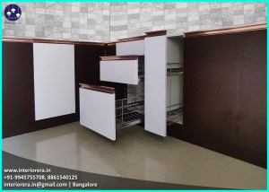 Kitchen Basket Units & Bottle Pullout